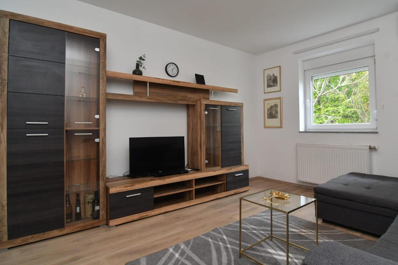Apartman Gluic Sinj Luaran gambar