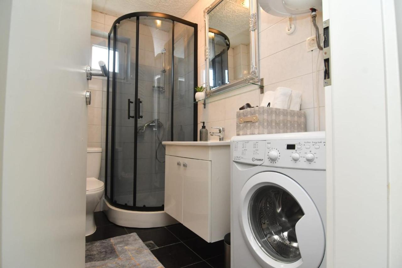 Apartman Gluic Sinj Luaran gambar